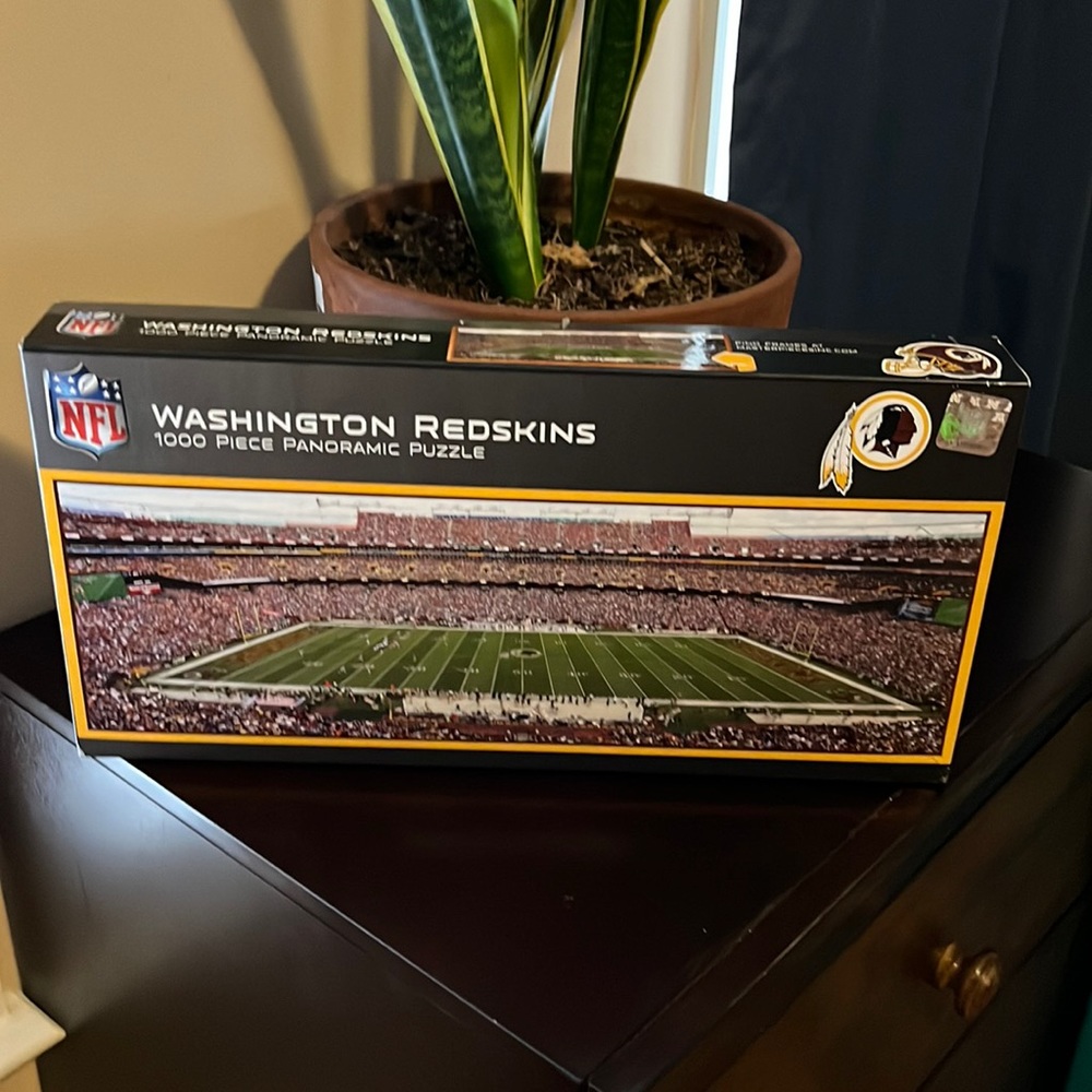 Washington reskins branded NFL puzzle
